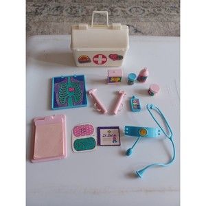 Vintage Barbie Doctor bag & accessories